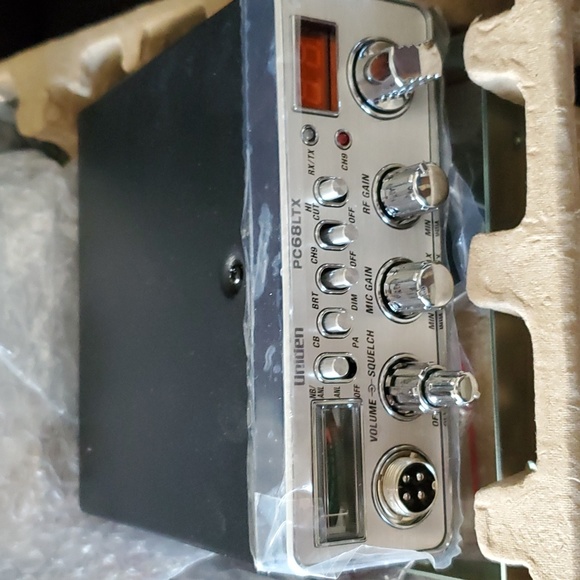 Uniden Car Audio, Video & GPS Uniden Cb Radio Pc68ltx 4 Channel